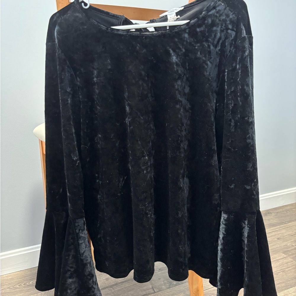 NWT Black Velvet Bell Sleeve Top